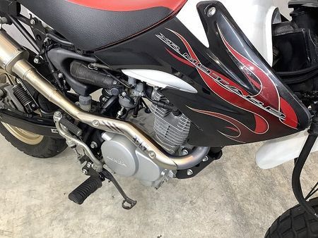 ホンダ XR100R(競技用) 【スピード納車】XR100モタード JMCA認証ヨシムラサイクロンマフラー! リアキャリア 13