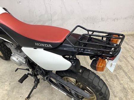 ホンダ XR100R(競技用) 【スピード納車】XR100モタード JMCA認証ヨシムラサイクロンマフラー! リアキャリア 20