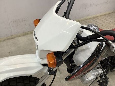 ホンダ XR100R(競技用) 【スピード納車】XR100モタード JMCA認証ヨシムラサイクロンマフラー! リアキャリア 40