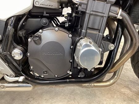 ホンダ CB1300スーパーツーリング CB1300 Super ツーリング【フロントタイヤ新品交換】グリップヒーター プルバック 19