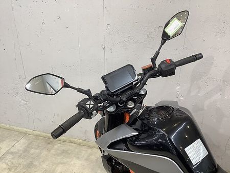 KTM 390 DUKE 390デューク ABS フェンダーレスキット装備! デイトナ製USB電源! TFT液晶メー 22