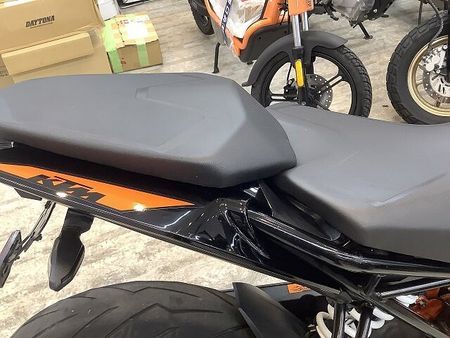 KTM 390 DUKE 390デューク ABS フェンダーレスキット装備! デイトナ製USB電源! TFT液晶メー 33