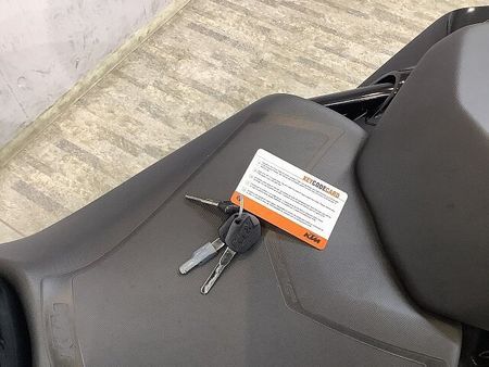KTM 390 DUKE 390デューク ABS フェンダーレスキット装備! デイトナ製USB電源! TFT液晶メー 9