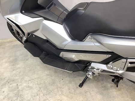 ホンダ X-ADV X-ADV ABS リアキャリア装備! ETC&グリップヒーター&走行モード&DCソケット 21