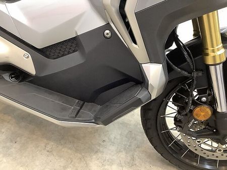 ホンダ X-ADV X-ADV ABS リアキャリア装備! ETC&グリップヒーター&走行モード&DCソケット 28