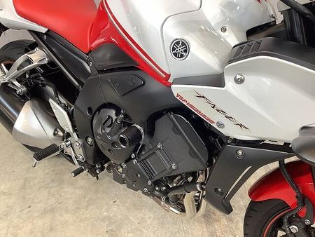 ヤマハ FZ1フェザー FZ1 FAZER YSPリミテッドエディション 200台限定車! エンジンスライダー装備 12