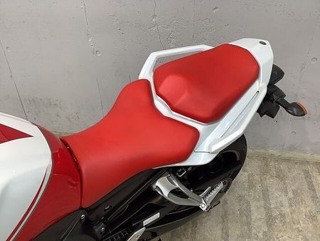 ヤマハ FZ1フェザー FZ1 FAZER YSPリミテッドエディション 200台限定車! エンジンスライダー装備 18