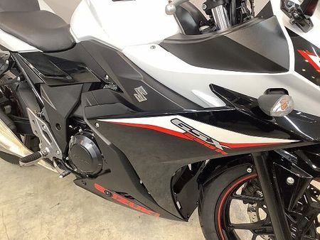 スズキ GSX250R GSX250R アクセサリーバー装備! デイトナ製USB電源装備! DN11Aモデル! 12