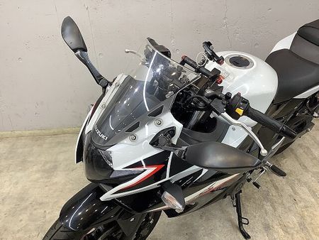 スズキ GSX250R GSX250R アクセサリーバー装備! デイトナ製USB電源装備! DN11Aモデル! 16