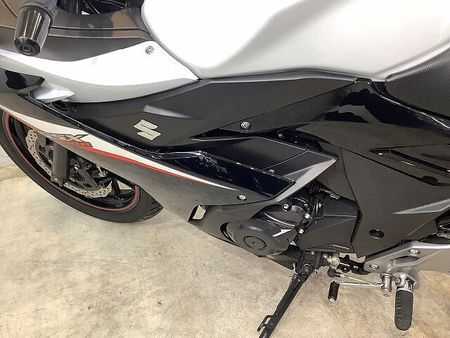 スズキ GSX250R GSX250R アクセサリーバー装備! デイトナ製USB電源装備! DN11Aモデル! 21