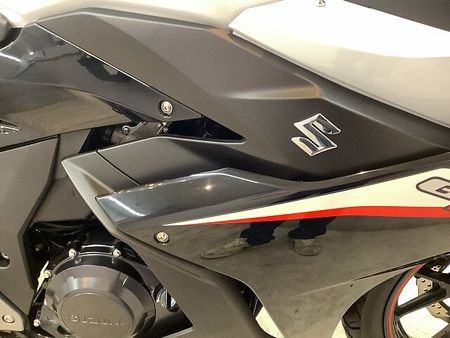 スズキ GSX250R GSX250R アクセサリーバー装備! デイトナ製USB電源装備! DN11Aモデル! 29