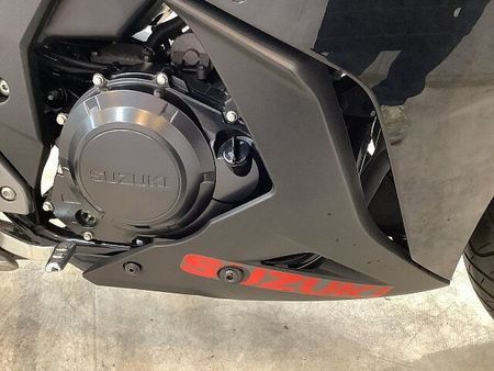 スズキ GSX250R GSX250R アクセサリーバー装備! デイトナ製USB電源装備! DN11Aモデル! 30