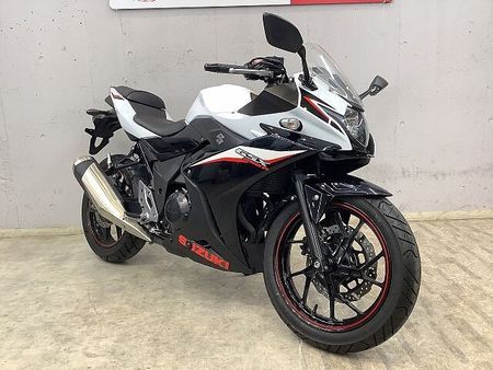 スズキ GSX250R GSX250R アクセサリーバー装備! デイトナ製USB電源装備! DN11Aモデル! 3