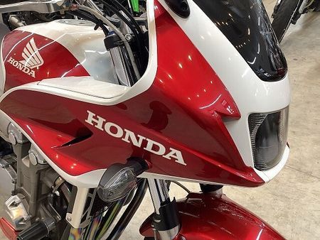 ホンダ CB1300スーパーボルドール CB1300スーパーボルドール JMCA認証ヨシムラ製トライオーバルチタンサイクロンマフラ 25