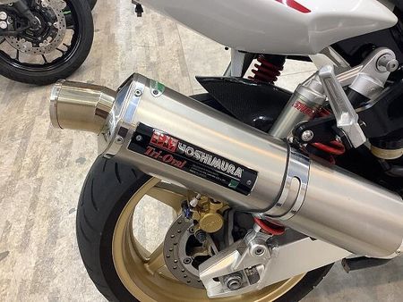 ホンダ CB1300スーパーボルドール CB1300スーパーボルドール JMCA認証ヨシムラ製トライオーバルチタンサイクロンマフラ 37