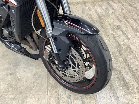 トライアンフ STREET TRIPLE ストリートトリプルRS フルノーマル! インジェクションモデル! 水冷並列3気筒エンジン搭 11