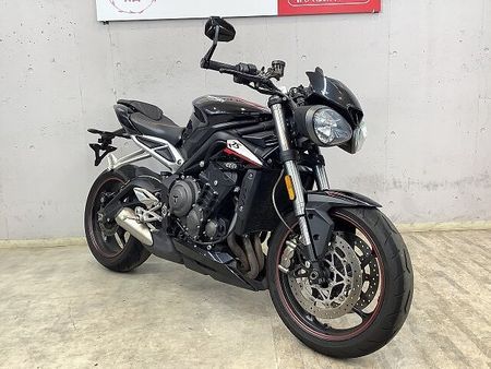 トライアンフ STREET TRIPLE ストリートトリプルRS フルノーマル! インジェクションモデル! 水冷並列3気筒エンジン搭 3