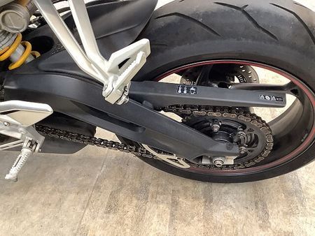 トライアンフ STREET TRIPLE ストリートトリプルRS フルノーマル! インジェクションモデル! 水冷並列3気筒エンジン搭 40