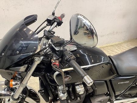 ホンダ CB1100 CB1100 JMCA認証モリワキマフラー! 純正オプショングリップヒーター! ビキニカウ 40