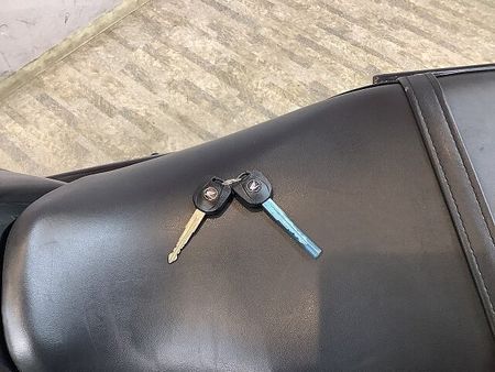 ホンダ CB1100 CB1100 JMCA認証モリワキマフラー! 純正オプショングリップヒーター! ビキニカウ 9