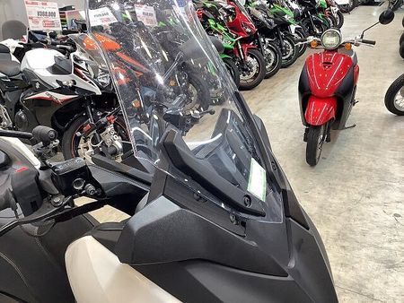 ヤマハ XMAX 250 XMAX ABS 純正オプションコンフォートシート&グリップヒーター&アクセサリーバー! 24