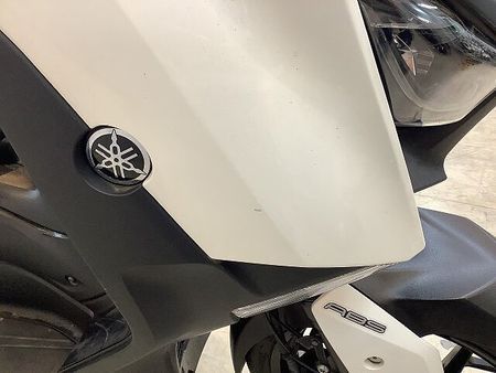 ヤマハ XMAX 250 XMAX ABS 純正オプションコンフォートシート&グリップヒーター&アクセサリーバー! 26