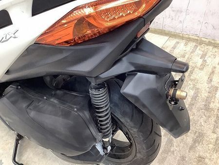 ヤマハ XMAX 250 XMAX ABS 純正オプションコンフォートシート&グリップヒーター&アクセサリーバー! 38
