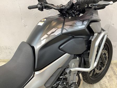 ホンダ 400X 400X 純正オプションフロントサイドパイプ! GIVI製リアボックス! ナックルバイザー 15