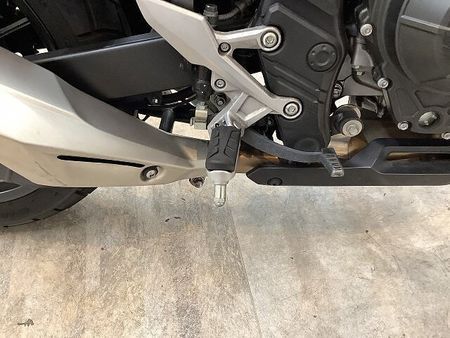ホンダ 400X 400X 純正オプションフロントサイドパイプ! GIVI製リアボックス! ナックルバイザー 34