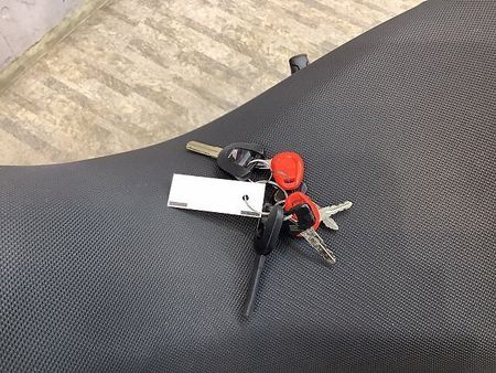 ホンダ 400X 400X 純正オプションフロントサイドパイプ! GIVI製リアボックス! ナックルバイザー 9