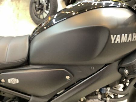 ヤマハ XSR155 XSR155 【マル得】 ビキニカウル装備! ハリケーン製カスタムハンドル デイトナ製スリ 28
