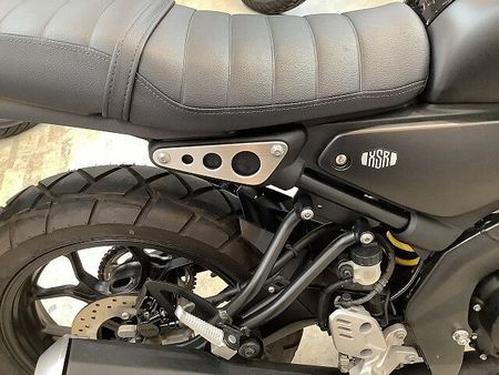 ヤマハ XSR155 XSR155 【マル得】 ビキニカウル装備! ハリケーン製カスタムハンドル デイトナ製スリ 32