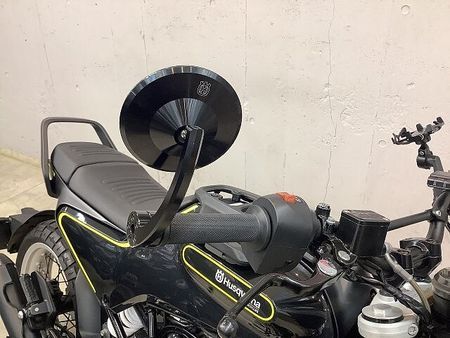 ハスクバーナ SVARTPILEN 401 スヴァルトピレン401 メーターバイザー バーエンドミラー エンジンスライダー ドリンクホ 12