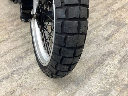 ハスクバーナ SVARTPILEN 401 スヴァルトピレン401 メーターバイザー バーエンドミラー エンジンスライダー ドリンクホ 18