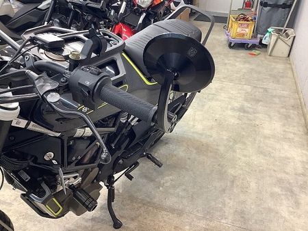 ハスクバーナ SVARTPILEN 401 スヴァルトピレン401 メーターバイザー バーエンドミラー エンジンスライダー ドリンクホ 23