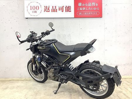 ハスクバーナ SVARTPILEN 401 スヴァルトピレン401 メーターバイザー バーエンドミラー エンジンスライダー ドリンクホ 7