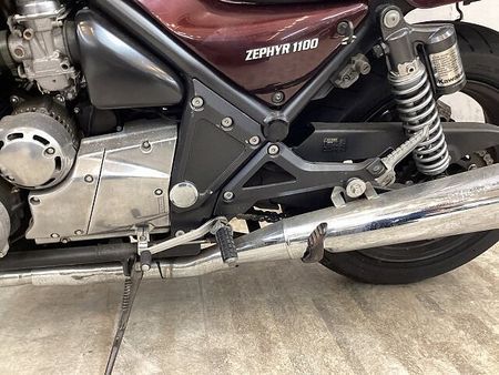 カワサキ ゼファー1100 ZEPHYR1100【フロントタイヤ新品交換】スライダー 36