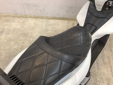 ホンダ PCX150 PCX150 JMCA認証ヨシムラマフラー! リアボックス装備! カスタムシート! 22