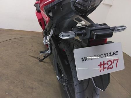 ホンダ CBR400R ETC搭載!綺麗な2019年モデル・ワンオーナーのCBR400R入荷! 36