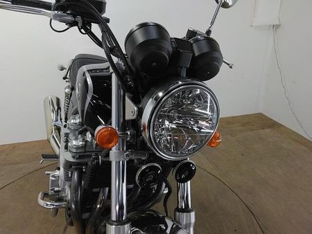ホンダ CB1100 タンク左側に小さなエクボがありますが全体的に綺麗です。受注期間限定のスペシャルエディション 27