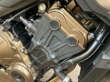 ホンダ CB650R CB650R ☆ワンオーナー・フェンダーレスカスタム☆ 35