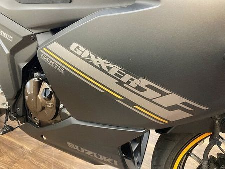スズキ ジクサー SF250 ジクサー250SF 2023年モデル ☆マルチバー・ヘルメットホルダー付き☆ 30