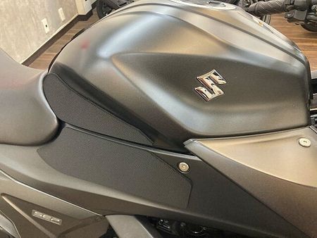 スズキ ジクサー SF250 ジクサー250SF 2023年モデル ☆マルチバー・ヘルメットホルダー付き☆ 32