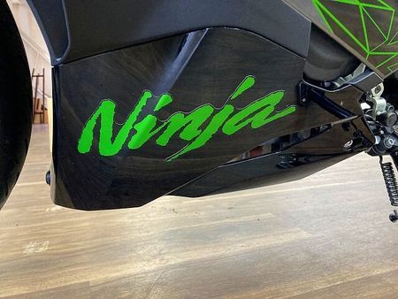 カワサキ ZX-25R ニンジャZX-25R SE ☆スライダー・マルチバー・USB電源付き☆!! 29