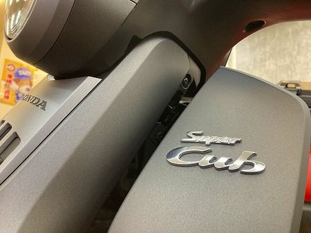 ホンダ スーパーカブC125 スーパーカブC125 2024年モデル ☆リアトップケース付き☆ 25