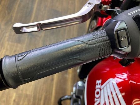 ホンダ CB400スーパーフォア CB400スーパーフォア ☆ドラレコ・エンジンガード付き☆ 24