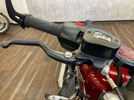 トライアンフ BONNEVILLE BOBBER BLACK ボンネビルボバー ☆エンジンガード付き☆ 28