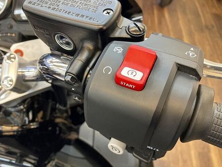 ホンダ CB1300スーパーボルドール CB1300スーパーボルドール Final Edition ☆モリワキスライダー付き☆!! 24