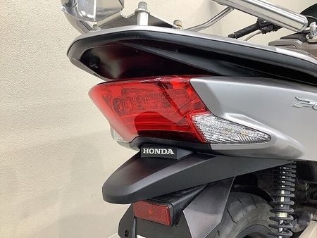 ホンダ PCX125 PCX 2017年モデル・JF56型・バックレスト装備車両 29