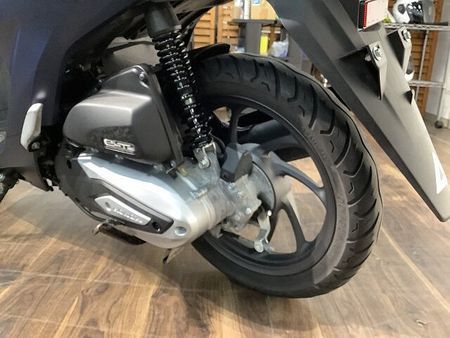 ホンダ ディオ110 【マル得】DIO110 ★2021年スマートキーモデル/グリップヒーター/トップケース/ハ 24